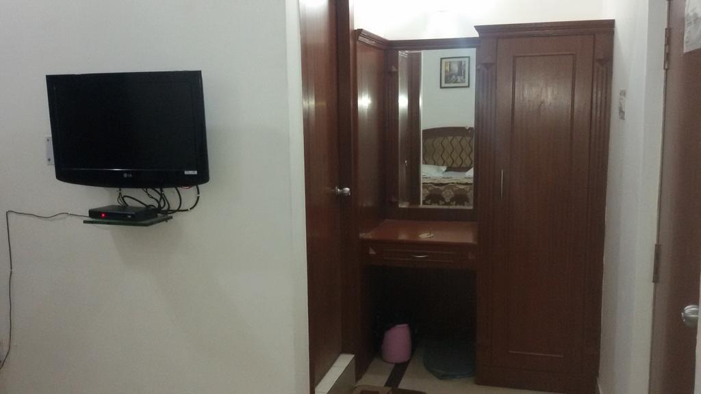 Hotel Sunrise Inn Лакхнау Экстерьер фото