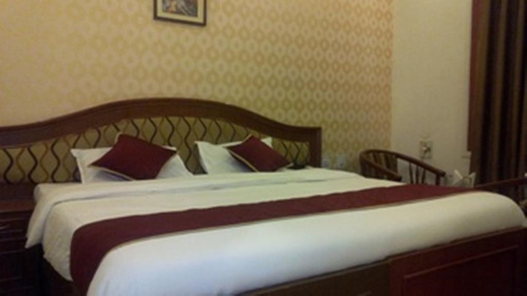Hotel Sunrise Inn Лакхнау Экстерьер фото
